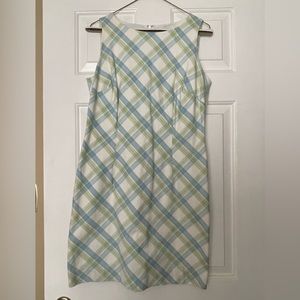 SOLD - EUC - Liz Claiborne plaid sheath dress Size 6